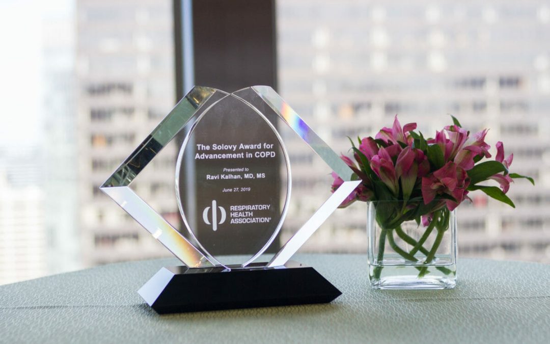 2019 Solovy Award with flowers
